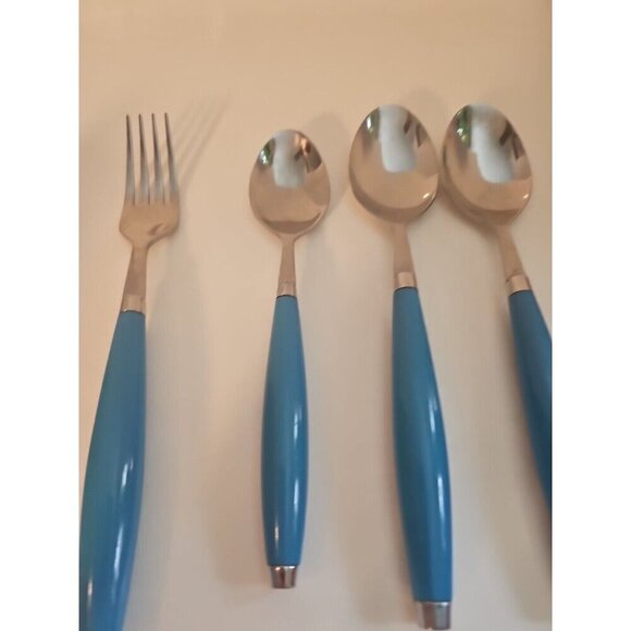 VTG Fiesta Fiestaware 6 Piece Flatware Silverware Place Setting Turquoise - Picture 3 of 6